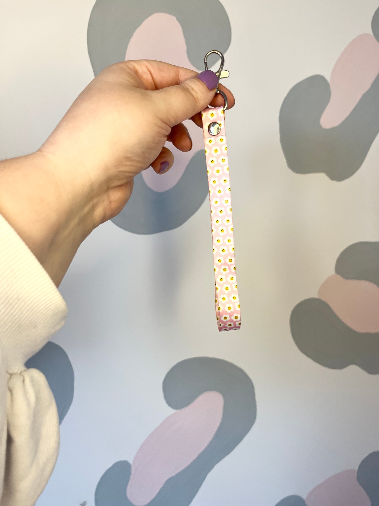 Smiling Daisies Mini Lanyard