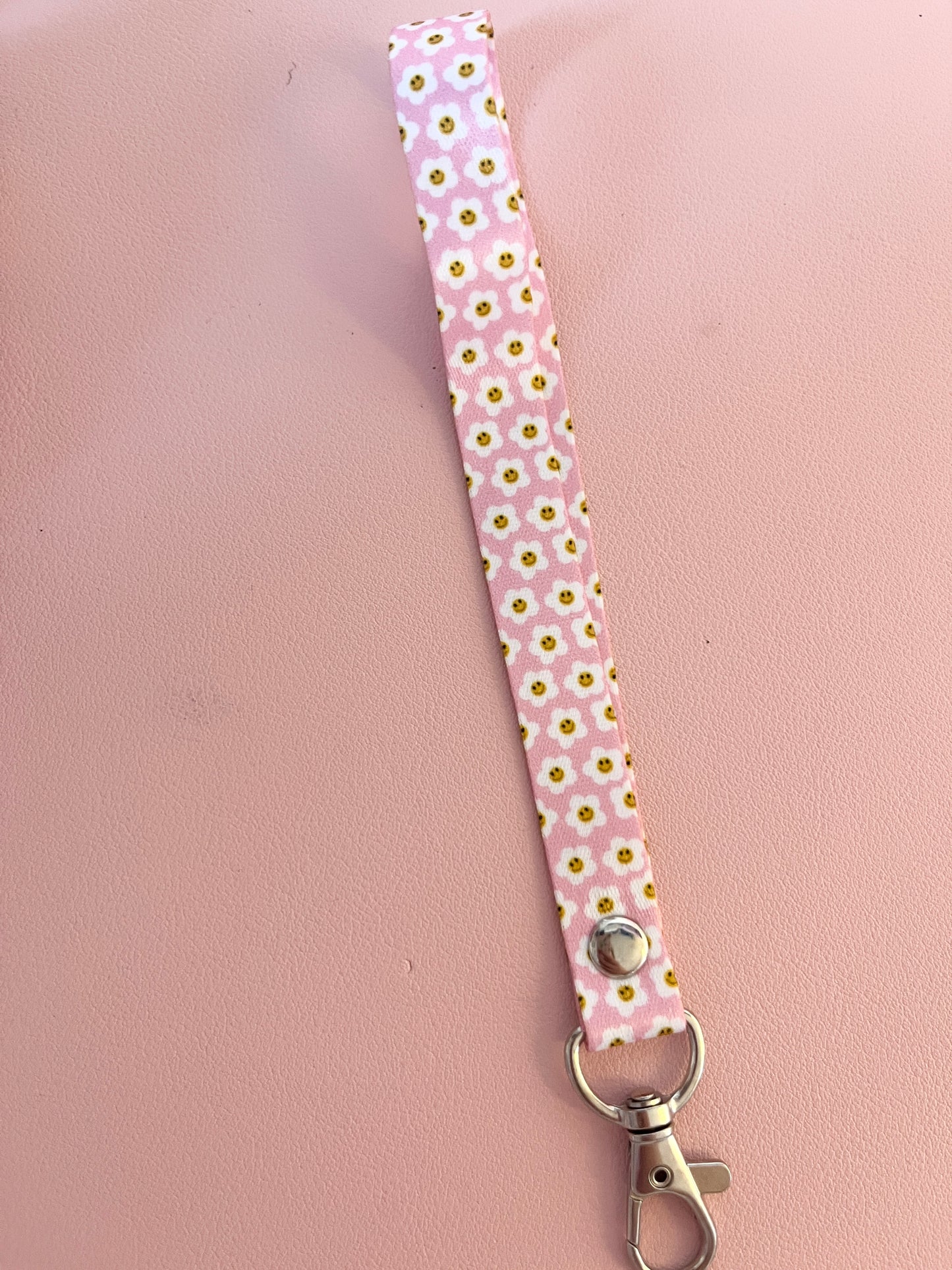 Smiling Daisies Mini Lanyard